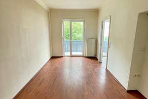 Kapitalanleger aufgepasst! MFH mit  3 Wohnungen u. einem Ladenlokal, Garten, Garage u. Stellplatz – Die vollständige Adresse der Immobilie erhältst du vom Anbieter., 45279 Freisenbruch, Essen – Vorschaubild 4