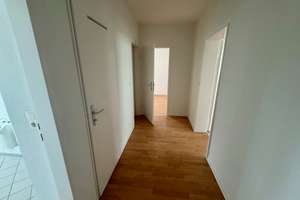 Moderne Erdgeschosswohnung mit Balkon und hochwertigem Duschbad in Bestlage – SZ-Gebhardshagen – Reichenberger Straße 7, 38229 Gebhardshagen, Salzgitter – Vorschaubild 7