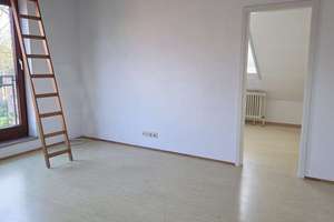 2-Zimmer Dachgeschosswohnung in Hamburg-Marienthal (Befristet auf 2 Jahre)