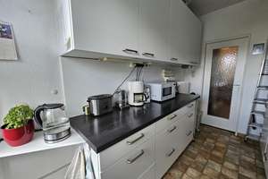 Nachmieter gesucht: Helle 2-Zimmer-Wohnung in Remscheider City mit Balkon u. Einbauküche