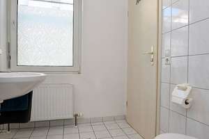 Voll möbliertes Apartment in toller Lage in Stuttgart West – Die vollständige Adresse der Immobilie erhältst du vom Anbieter., 70193 Hölderlinplatz, Stuttgart – Vorschaubild 5