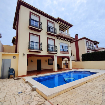 Immobilien zum Verkauf in Canillas de Albaida