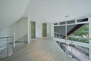 Seltene Maisonette-Wohnung mit Charme. – Schenefelder Landstraße 166, 22589 Iserbrook, Hamburg – Vorschaubild 4