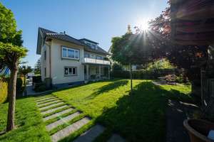 PREIS AUF ANFRAGE
LEBEN, LACHEN, WOHLFÜHLEN
IHR FAMILIENIDYLL AUF DER BELIEBTEN HALBINSEL METTNAU – Die vollständige Adresse der Immobilie erhältst du vom Anbieter., 78315 Radolfzell am Bodensee – Vorschaubild 34