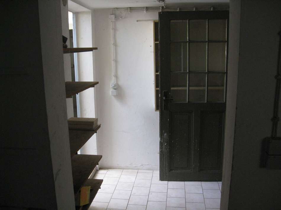 Keller