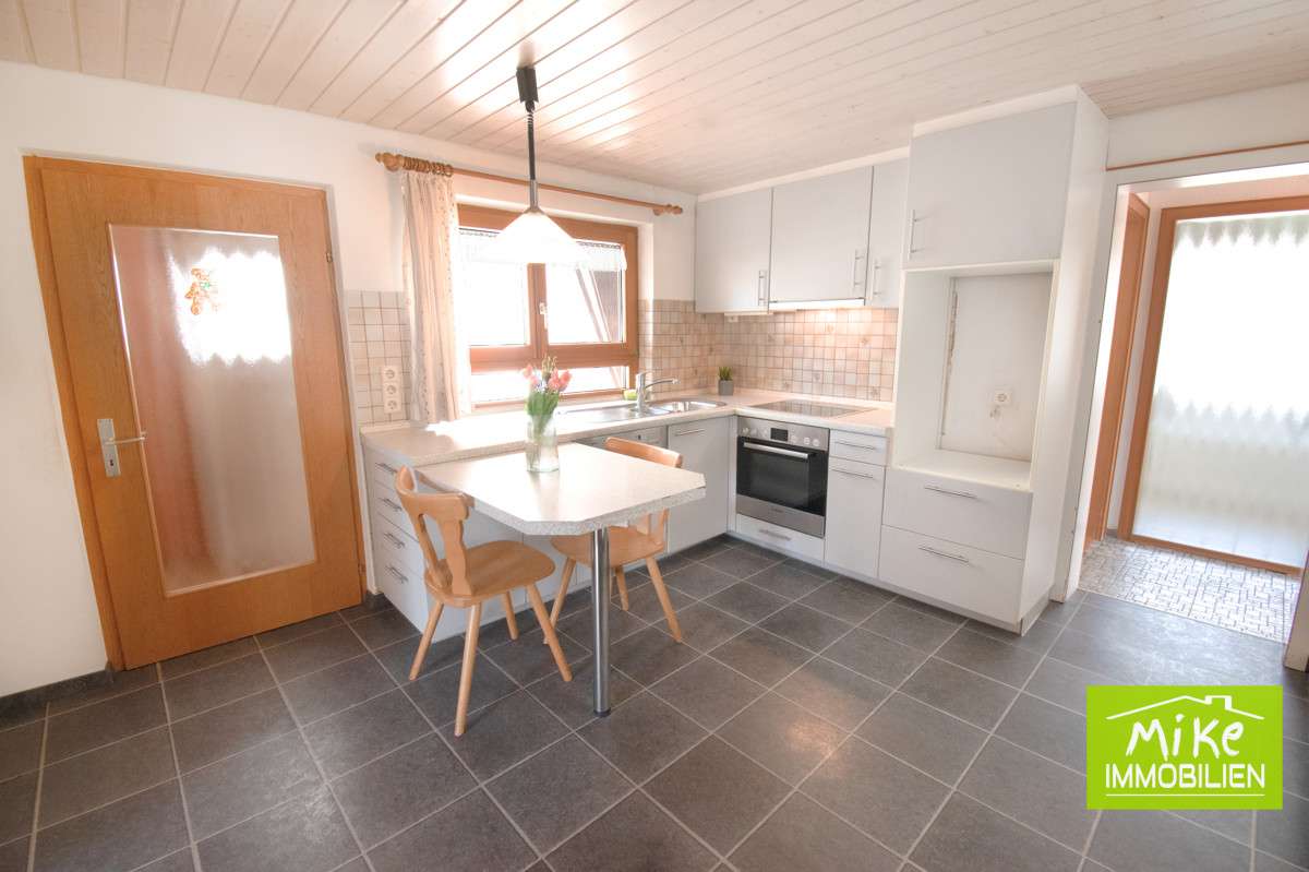 Immobilie in St. Johann - Wohnen & Arbeiten unter einem Dach – Einfamilienhaus mit Garten, Charme & viel Potenzial in Upfingen - Bild 3