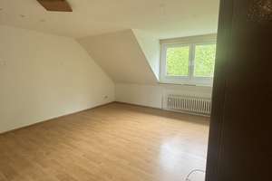 5-Zimmer-Dachgeschosswohnung in Köln-Stammheim – Isidor-Caro-Straße 35, 51061 Stammheim, Köln – Vorschaubild 8