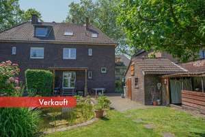 DU-Friemersheim, Grundsolide Doppelhaushälfte mit großem Garten und Blockbohlenhaus – Die vollständige Adresse der Immobilie erhältst du vom Anbieter., 47229 Friemersheim, Duisburg – Vorschaubild 2