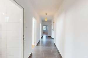 Charmante Altbau-Dachgeschosswohnung mit Stuck und Eichenparkett im Rheingauviertel – Die vollständige Adresse der Immobilie erhältst du vom Anbieter., 65195 Nordost, Wiesbaden – Vorschaubild 13