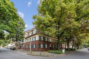 ACHTUNG SOMMERAKTION ! Renovierte 2,5- Raum- Wohnung mit Balkon frei ab 01.09.2026  !