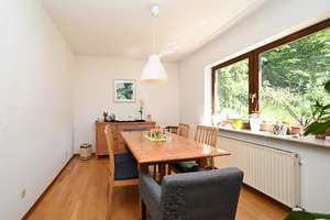 Familien-Domizil in sonniger Stadtlage – Die vollständige Adresse der Immobilie erhältst du vom Anbieter., 57072 Siegen, Siegen – Vorschaubild 9