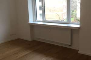 Sanierte 3-Zimmer - Eigentumswohnung mit Balkon ins Grüne zur Südwestseite – Lohkoppelweg 1, 22529 Lokstedt, Hamburg – Vorschaubild 6