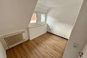 4-Zimmer-Wohnung mit Balkon in zentraler Lage Bielfeld – Hellingstraße 7, 33609 Mitte, Bielefeld – Vorschaubild 7
