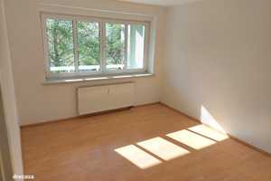 Strießen! Ruhige gemütliche 2-R-Whg Wanne Loggia! – Lauensteiner Straße 68, 1277 Dresden – Vorschaubild 4