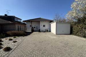 *Seligenstadt* Wohnen auf einer Ebene, 1 Familienhaus mit idyllischen Garten – Offenbach (Kreis) – Vorschaubild 1