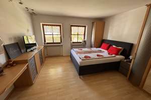 Großzügiges Einfamilienhaus mit Garten in Neuching – Die vollständige Adresse der Immobilie erhältst du vom Anbieter., 85467 Neuching – Vorschaubild 12
