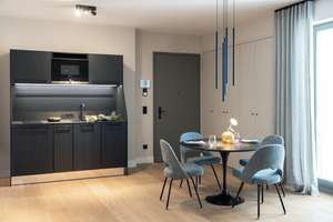 Exklusive Wohnung in Berlin-Mitte | Concierge-Service & Kamin – Glinkastraße 17, 10117 Mitte (Ortsteil), Berlin – Vorschaubild 4