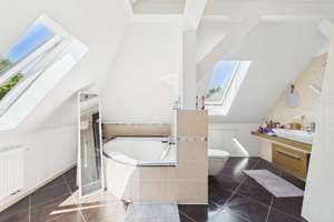 Einzigartiges Wohnerlebnis in Hannover-Ricklingen: Galerie-Traum mit Kamin und Dachterrasse – Die vollständige Adresse der Immobilie erhältst du vom Anbieter., 30459 Oberricklingen, Hannover – Vorschaubild 7