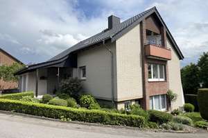 Gepflegtes Mehrfamilienhaus mit drei Wohneinheiten in Hohenhausen! – Die vollständige Adresse der Immobilie erhältst du vom Anbieter., 32689 Kalletal – Vorschaubild 2
