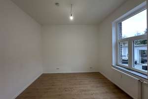 Moderne sanierte 1,5-Zimmer-Wohnung mit Einbauküche in Bonn-Beuel – Königswinterer Straße 1A, 53227 Beuel-Ost, Bonn – Vorschaubild 9