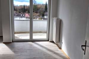 Helle 3-Zimmer-Wohnung mit 2 Balkonen in Coburg