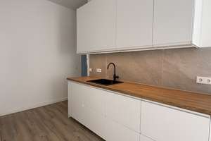 Erstbezug nach Vollsanierung: Lichtdurchflutete 4-Zimmer-Wohnung in der Kölner Südstadt, nähe Hafen! – Seyengasse 5, 50678 Altstadt/Süd, Köln – Vorschaubild 10