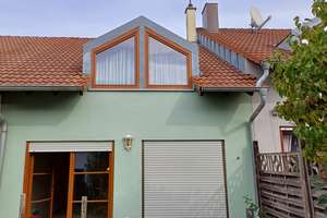 Charmantes maklerfreies Reihenmittelhaus mit 4 Zimmern und Garage in guter Lage in Bretten Kernstadt – Die vollständige Adresse der Immobilie erhältst du vom Anbieter., 75015 Bretten – Vorschaubild 7