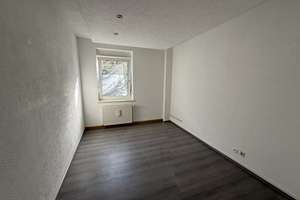 Ruhige 4-Zimmer-Wohnung mit Wintergarten, Einbauküche und Garten an der EGA! WG-geeignet – Die vollständige Adresse der Immobilie erhältst du vom Anbieter., 99094 Hochheim, Erfurt – Vorschaubild 8