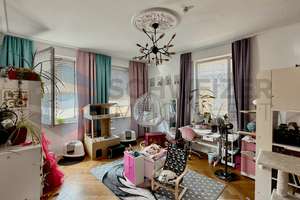 Großzügige 5-Zimmer-Wohnung mit zwei Stellplätzen in S-Bad Cannstatt! – 70372 Cannstatt-Mitte, Stuttgart – Vorschaubild 8