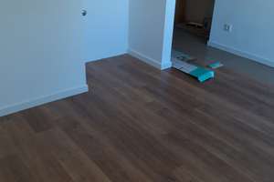 Freundliche und helle Dachgeschosswohnung mit fünf Zimmern in Essen-Schönebeck – Die vollständige Adresse der Immobilie erhältst du vom Anbieter., 45359 Schönebeck, Essen – Vorschaubild 7