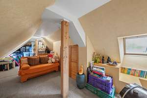 Familiengeeignetes Einfamilienhaus mit 5 Zimmern und wunderschönem Garten im Südosten Berlins – Die vollständige Adresse der Immobilie erhältst du vom Anbieter., 12557 Köpenick, Berlin – Vorschaubild 13