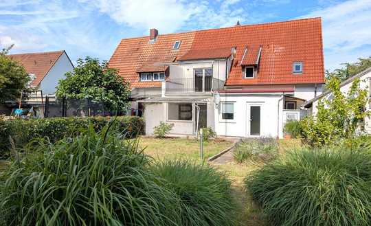Das perfekte Zuhause mit tollem Garten für die ganze Familie