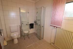 Familien willkommen! Freistehendes Einfamilienhaus in begehrter Wohnlage von Solingen-Gräfrath – Die vollständige Adresse der Immobilie erhältst du vom Anbieter., 42653 Gräfrath, Solingen – Vorschaubild 11