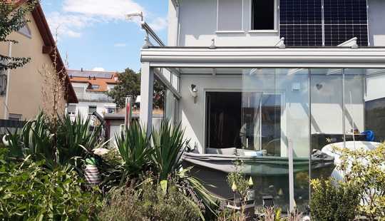 Bild von Schöne Doppelhaushälfte mit tollem Wintergarten in Toplage