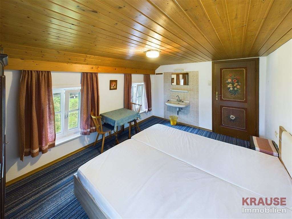 Immobilie in Bischofswiesen - Historisches Landhaus mit Ferienzimmern und Ferienapartment - Bild 6