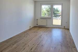 *Großzügiges Wohnglück*  6 Raumwohnung + Einbauküche + 2 Bäder + 2 Balkone! – Hans-Grade-Straße 95, 39130 Neu Olvenstedt, Magdeburg – Vorschaubild 6