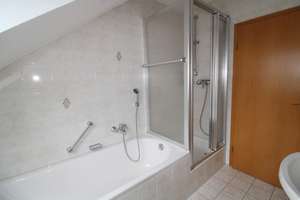 Exklusive 3-Zimmer-Dachterrassenwohnung in ruhiger und schöner Lage von Augsburg-Lechhausen – Die vollständige Adresse der Immobilie erhältst du vom Anbieter., 86167 Lechhausen-Ost, Augsburg – Vorschaubild 4