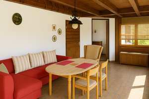 2 Wohneinheiten: DHH Gauting–Buchendorf – Wintergarten, Doppelgarage + 1 Stpl., provisionsfrei – Die vollständige Adresse der Immobilie erhältst du vom Anbieter., 82131 Gauting – Vorschaubild 6