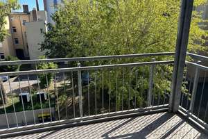 Hell, charmant, bezugsfertig: 2-Zimmer-Wohnung mit Einbauküche und Balkon! – Schwetschkestraße 11, 6110 Südliche Innenstadt, Halle (Saale) – Vorschaubild 10