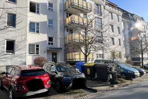 Freundliche 3-Zimmer-Wohnung mit Balkon in Chemnitz – Leopoldstraße 22, 9113 Chemnitz – Vorschaubild 1