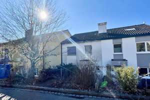 Reihenhaus in Grenzach  – Die vollständige Adresse der Immobilie erhältst du vom Anbieter., 79639 Grenzach-Wyhlen – Vorschaubild 2