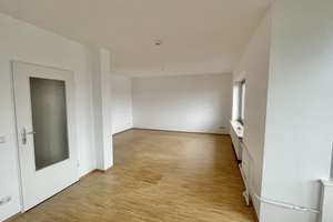 Ab sofort frei – Balkon mit Blick zur Christuskirche –2-Zimmer-Wohnung mit 3-Zimmer-Potenzial – Josefsstraße 70-76, 55118 Neustadt, Mainz – Vorschaubild 8