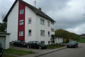 Wohnen mit Charakter: 3-Zimmer-Erdgeschosswohnung in Bassenheim