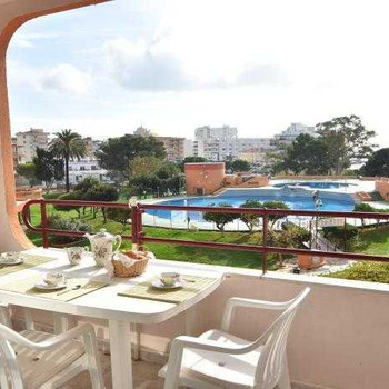 Ferienwohnung mit Touristenlizenz in Santa Margarita, Roses, mit Terrasse und Gemeinschaftspools