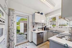 Einfamilienhaus mit 172 m² & 1.020 m² Grundstück – seltene Chance! – Die vollständige Adresse der Immobilie erhältst du vom Anbieter., 79189 Bad Krozingen – Vorschaubild 3
