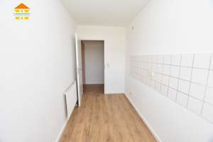 Frisch renovierte 3-Raum mit Balkon, Opt. auf EBK, Stellplatz – Heinrich-Schütz-Straße 90, 9130 Sonnenberg, Chemnitz – Vorschaubild 11