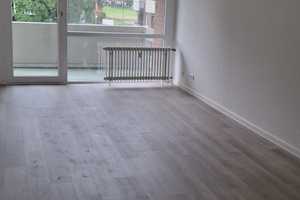 Sanierte 1 Zimmerwohnung mit Balkon!! ENGLISH scroll down! – Kölner Landstraße 338, 40589 Düsseldorf – Vorschaubild 1