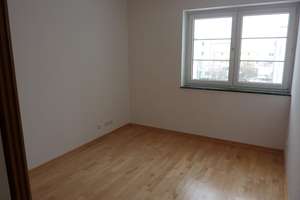 Wohlfühlwohnung mit Wintergarten und Einbauküche in beliebter Wohnanlage – Parksiedlung Spruch 3 bis 137, 12349 Buckow, Berlin – Vorschaubild 6