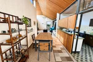 Architektenbungalow mit besonderer Raumhöhe und Südwestterrasse – Die vollständige Adresse der Immobilie erhältst du vom Anbieter., 12277 Marienfelde, Berlin – Vorschaubild 2