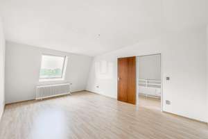 WINDISCH - Modernes, familienfreundliches REH mit viel Platz u. gepflegtem Garten in ruhiger Lage – Die vollständige Adresse der Immobilie erhältst du vom Anbieter., 82140 Olching – Vorschaubild 8